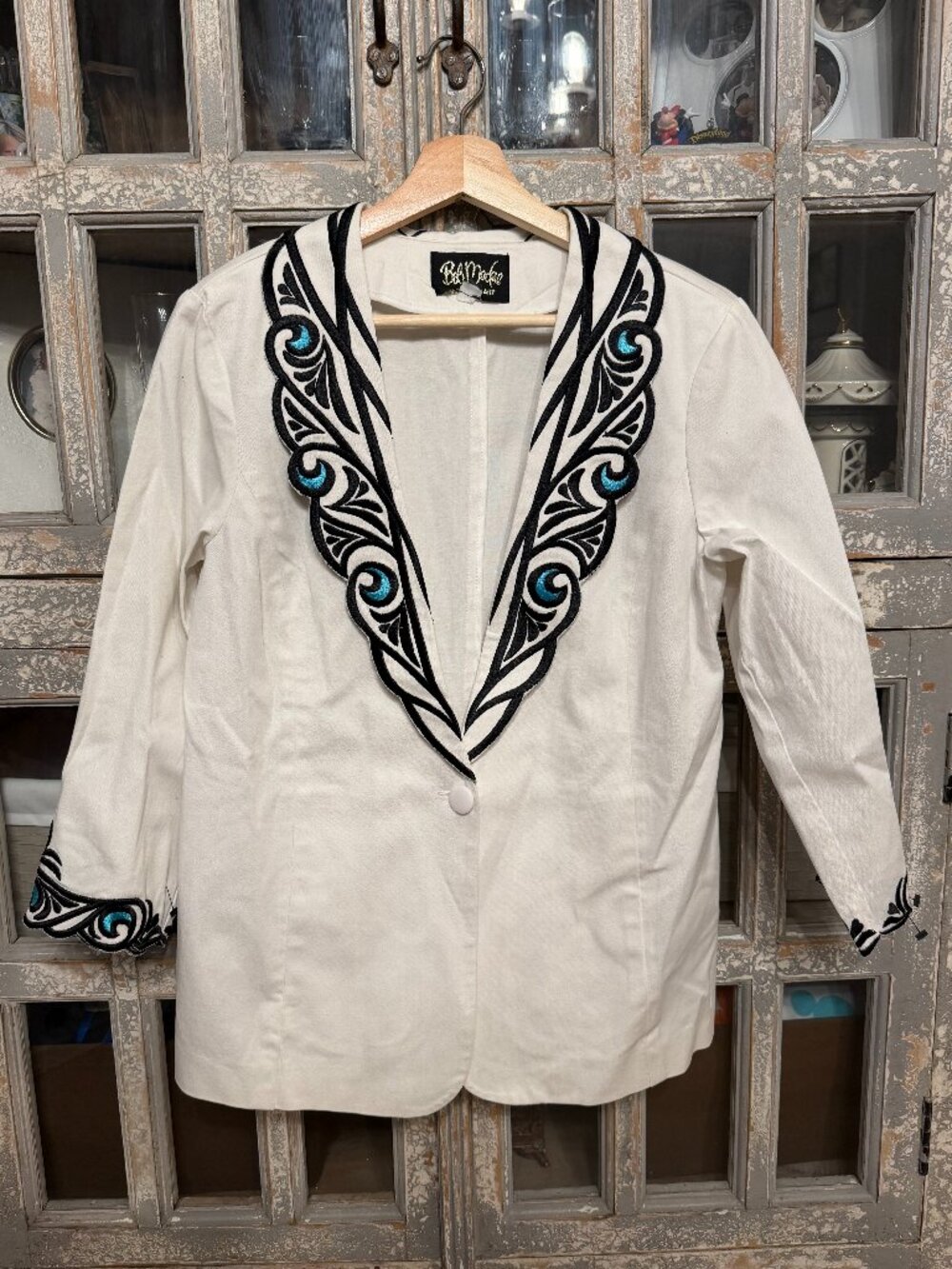 Bob Mackie Vintage Blazer. Brand new w/out tags. Size medium. Super cool.